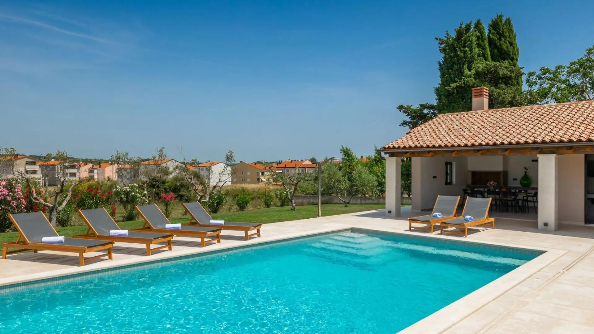 Villa Marialba By Interhome Pula